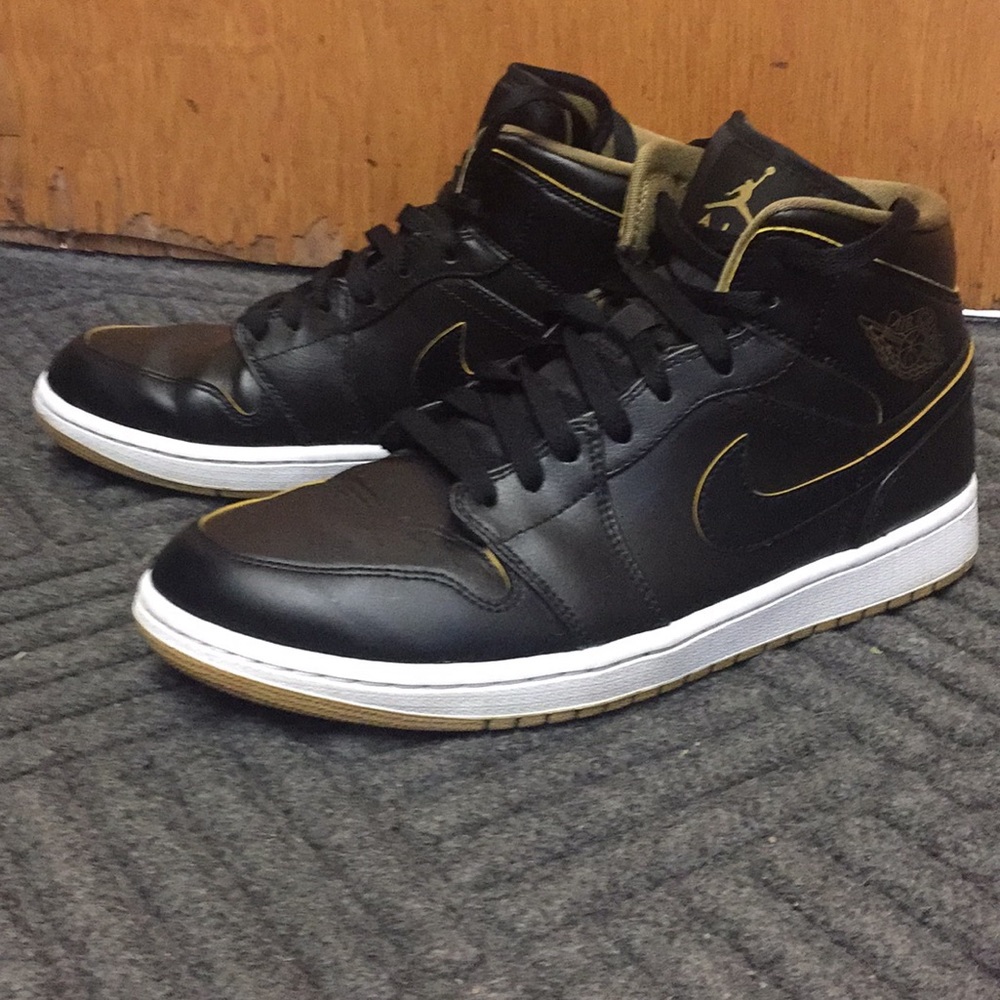 Jordan Retros